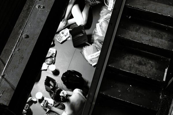 bailarinas-escalera-001